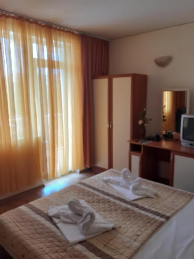Hotel Stoyanov Ravda Bagian luar foto