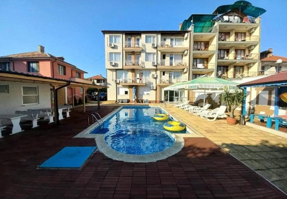 Hotel Stoyanov Ravda Bagian luar foto