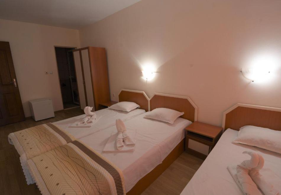 Hotel Stoyanov Ravda Bagian luar foto